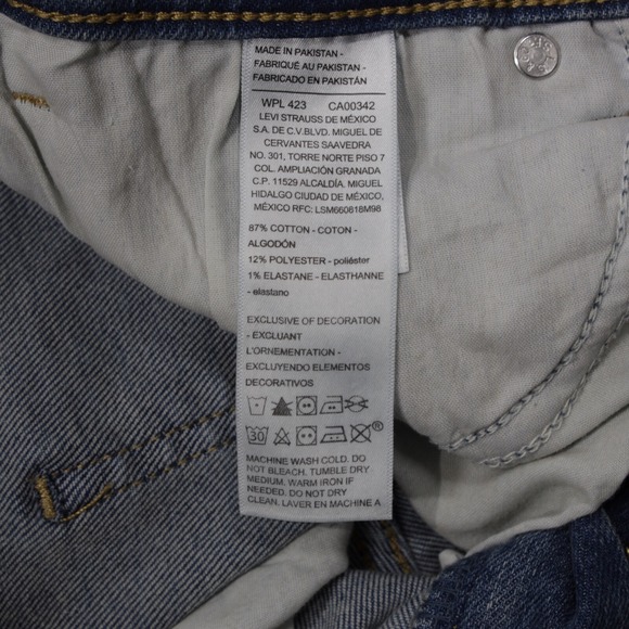 Signature Women's High Rise Straight Distressed Stretch Denim Jeans Blue Sz 8/29 - Picture 9 of 9